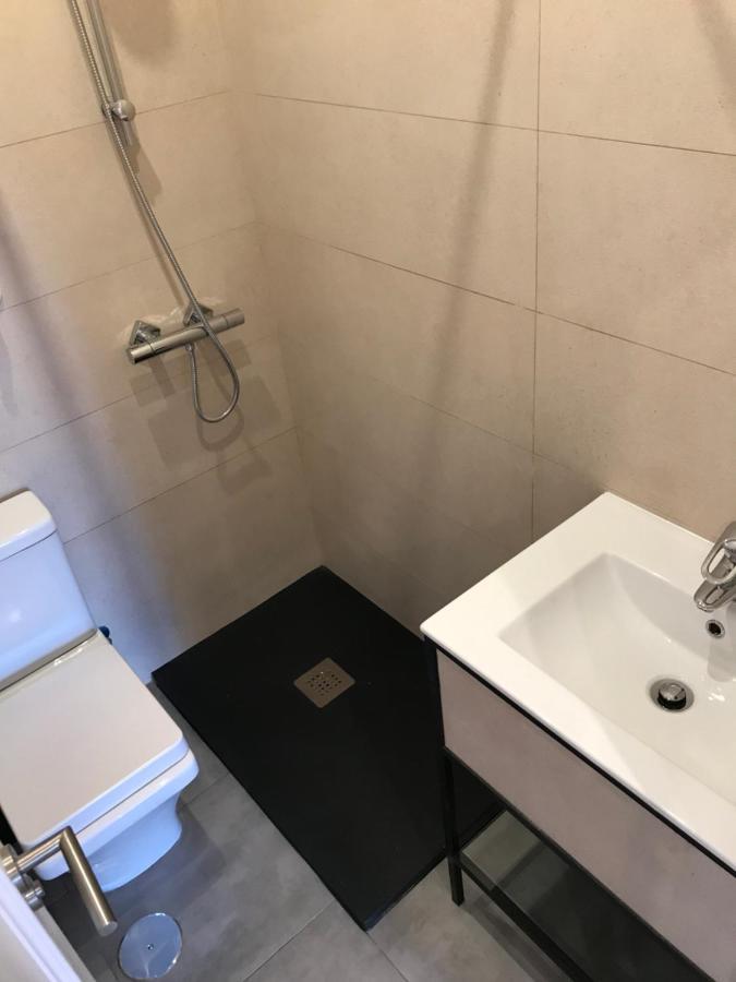 Puerta Del Angel Appartement Madrid Buitenkant foto